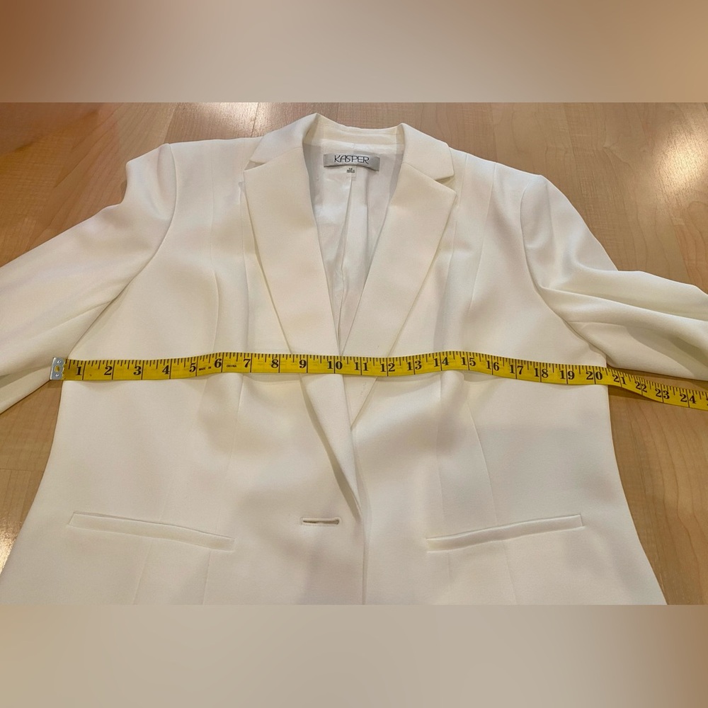 Kasper Blazer, size 14, snow white - Picture 3 of 10